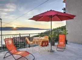 Apartments Luka & Leona