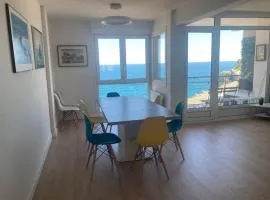 APARTAMENTO VISTAS AL MAR-WiFi en CASTRO