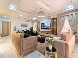 Luxury Lagos Apartment with 3 Bedrooms, hotel v destinaci Lagos