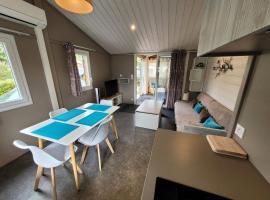 Chalet familial entre lac et f&ocirc;ret, H&uuml;tte in Azur