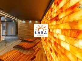 LABA Kołobrzeg Apartamenty Kasprowicza 20C Parking Basen Fitness Bawialnia w CENIE, Parkplatz Schwimmbad Fitness Spielzimmer im PREIS