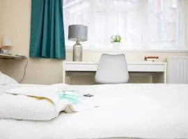 Pebbles guest house room 2