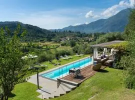 Luxury Green Marignana Villa, Versilia, Pool, Ac, Sauna