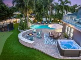 5Mins 2 Beach~HeatedPool~Trampoline~HotTub~Theater