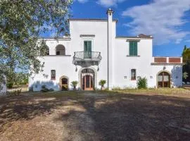 5 Bedroom Lovely Home In Lucera