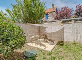 Nice Apartment In Saint-Palais-Sur-Mer