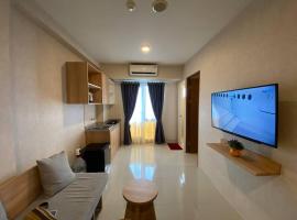 Apt Oak Tower 2BR with Wi-Fi & Pool by Damaresa, hotel v destinácii Jakarta