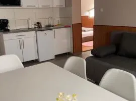 Zaira Apartman