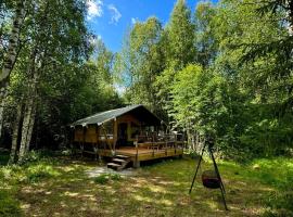 Safaritent 'Skogen', luxusní stan v destinaci Hagfors