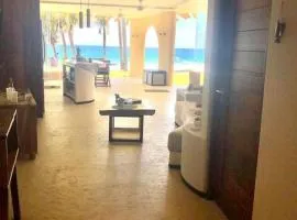 Hermosa villa a pie de playa