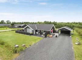 Nice Home In Hemmet With Wifi