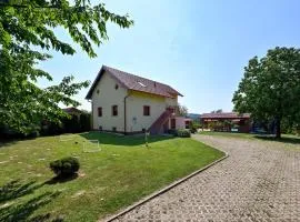 Gorgeous Home In Vinogradi Ludbreski