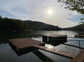 Gretas Home Surduc, hotel de playa en F&icirc;rdea