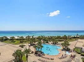 Panoramic Views and Private Beach