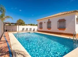 Nice Home In Chiclana De La Fronter