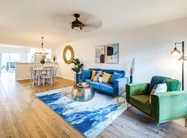 6 Mi to Beach Naples Condo with Pool and Hot Tub