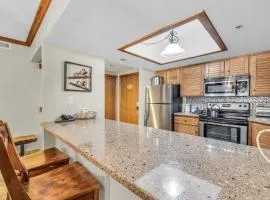 2BR Condo Walk to Ski Lift Downtown