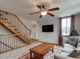 Getaway Near ORD With Great Local Amenities