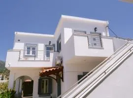 Kampos Bliss Apartments