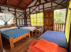 Casa de Colores, Hotel in El Zonte