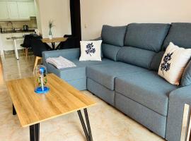 El Medano La Ola. Cabezo Beach 2 rooms parking place