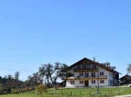 Richter Comfortable holiday residence, hotel in Wackersberg