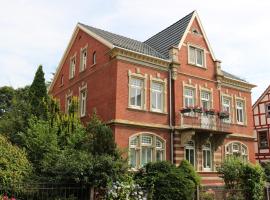 Ferienwohnung Mandelblüte, hotel v destinaci Schotten