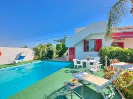 Villa Strea With Pool - Happy Rentals