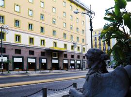 Hotel Naples โรงแรมที่ใจกลางนาโปลี (ย่านเก่า)ในเนเปิลส์