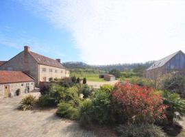 Luxury Barn near Wells - Pool, Gym, h&oacute;tel me&eth; sundlaugar &iacute; Wells