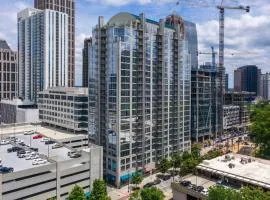 Atlanta Midtown High-Rise Condo With King Bed Free Parking and Balcony With View