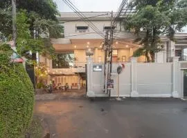 Urbanview Darmo Residence Bandung