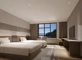 M Hotel Xiamen Haicang Maqing Road Metro Station