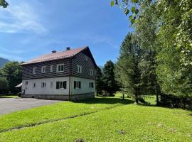 Chata Domčiná Správa TANAPu, hotel in Zuberec