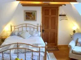 Rustic Retreat Guest Lodge