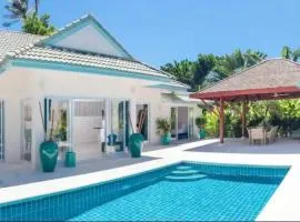 2 Bedroom Villa Baan Khwam Rak next to beach, private pool