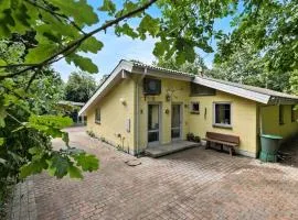 Lovely Home In Glesborg With Sauna
