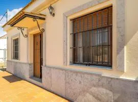 Lovely Home In Minas Del Castillo De