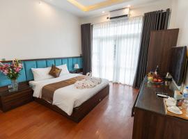 HOÀNG GIA Hotel ĐÔNG ANH, khách sạn ở Đông Anh