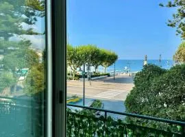 Uno sguardo sul mare