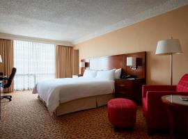 Grand Turf Hotel, hotel 