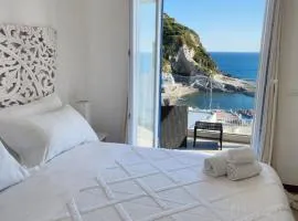 Divina Seaside Suite Ischia