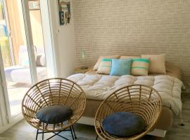 Le studio Petit Jean - Roscoff, khách sạn ở Roscoff