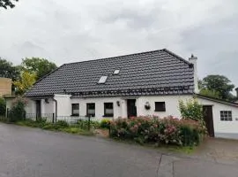 Andresen - Ferienwohnung mit Gartenlaube
