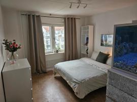 Central Room with Private Entrance and Ensuite Bathroom, ubytování v soukromí v destinaci Stockholm