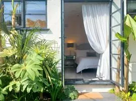 The Little Limes - Ensuite Double Room Own Entrance in Art Deco House