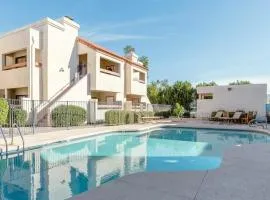 Vibrant 1br Condo Wpatio, Pool, & Parking