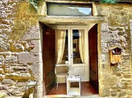 Vicolo della Scala Rooms