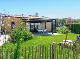 2 Bedroom Nice Home In Voorthuizen、フォールトハイゼンの5つ星ホテル