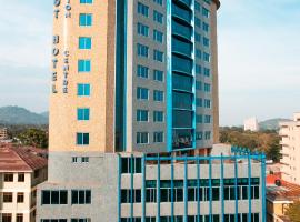 Parrot Hotel Arusha, hotel cu căzi cu hidromasaj din Arusha